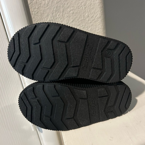 Cat & Jack Toddler Youth Girls Pip UGG Style Boots Black Multiple Sizes - Picture 8 of 9